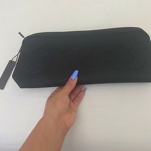 Skims Neoprene pouch BLACK
